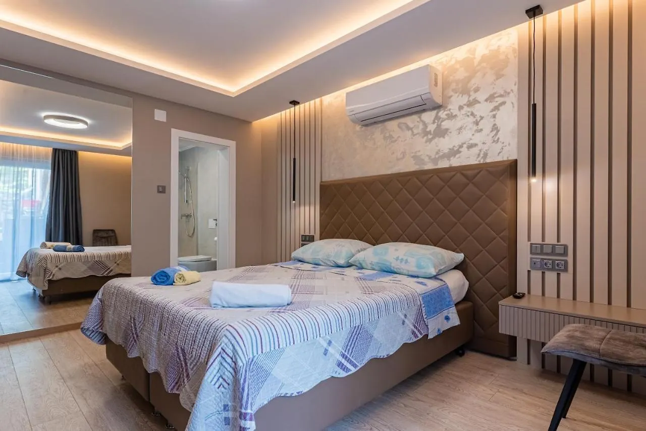 Villa Lavanda Cres 3*,  Croatia